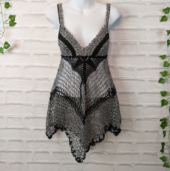 Crochet Top - Picture 1 of 7
